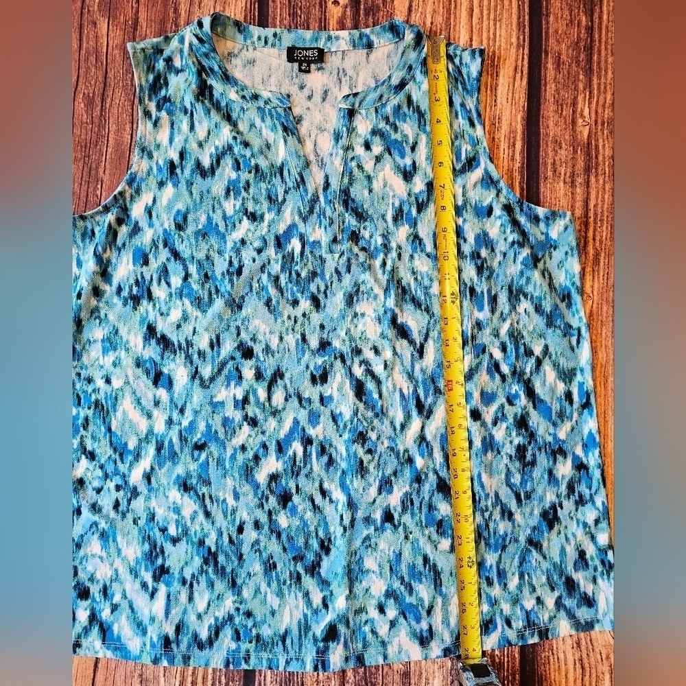 Jones New York Woman Size 2X Blue Turquoise Color Sleeveless Top Layer Shell - Picture 6 of 7